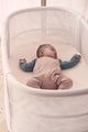 BabyBjorn - Patut reglabil pe inaltime din mesh, Alb