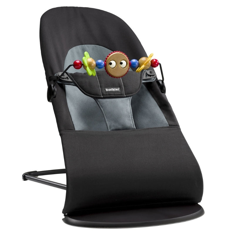 BabyBjorn - Balansoar Balance Soft Black/Grey cu bara de jucarii - gogobaby.ro