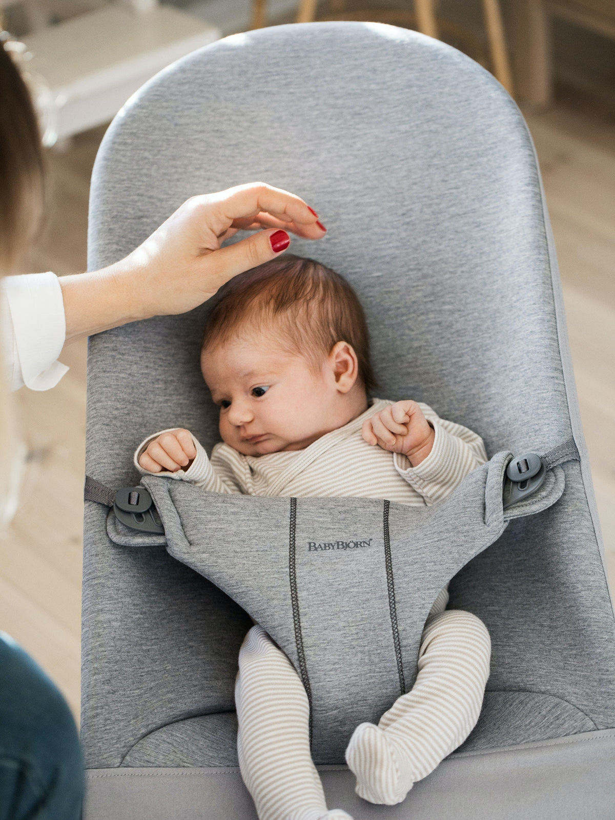 BabyBjorn - Balansoar Bliss Light Grey, 3D Jersey, cu bara de jucarii