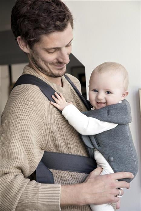 BabyBjorn - Marsupiu anatomic Mini, cu pozitii multiple de purtare, Dark Grey, 3D Jersey