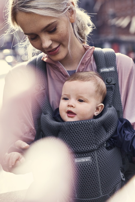 BabyBjorn - Marsupiu anatomic Move, Antracit 3D Mesh