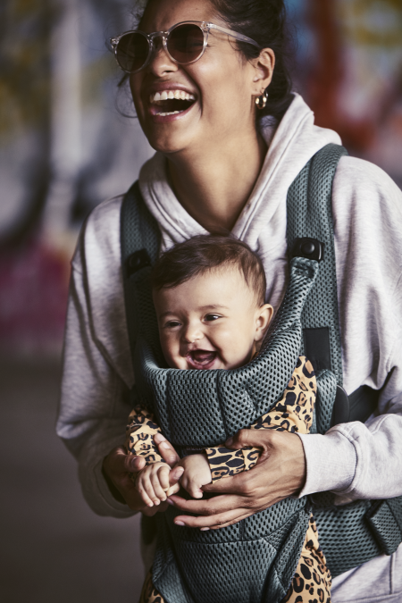 BabyBjorn - Marsupiu anatomic Move, Verde Salvie 3D Mesh