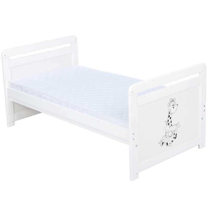 Patut din lemn bebe, Transformabil si pentru junior, 120x60 cm, Multifunctional, Din lemn de pin si mdf, Stabil si rezistent, Inaltime saltea reglabila pe 3 nivele, Laterala cu 3 bete detasabile, EN716-1, EN716-2, Alb, Babyneeds, Nadia II, Girafa - gogobaby.ro