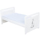 Patut din lemn bebe, Transformabil si pentru junior, 120x60 cm, Multifunctional, Din lemn de pin si mdf, Stabil si rezistent, Inaltime saltea reglabila pe 3 nivele, Laterala cu 3 bete detasabile, EN716-1, EN716-2, Alb, Babyneeds, Nadia II, Girafa