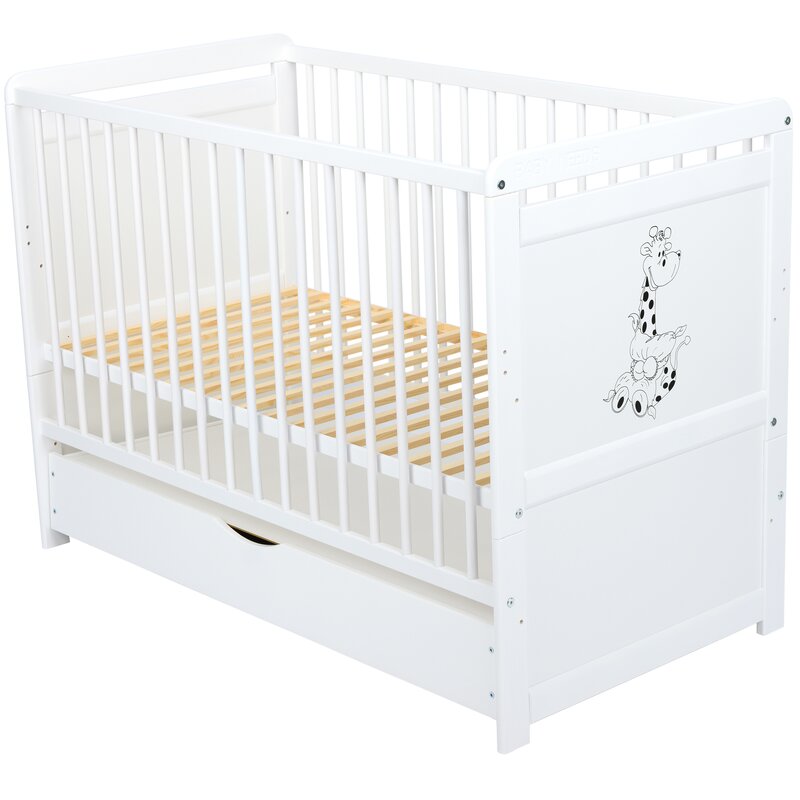 Patut din lemn bebe, Transformabil si pentru junior, 120x60 cm, Cu sertar cu capac, Din pin si mdf, Stabil si rezistent, Inaltime saltea reglabila pe 3 nivele, Laterala cu 3 bete detasabile, EN716-1, EN16-2, Alb, Babyneeds, Nadia II, Girafa