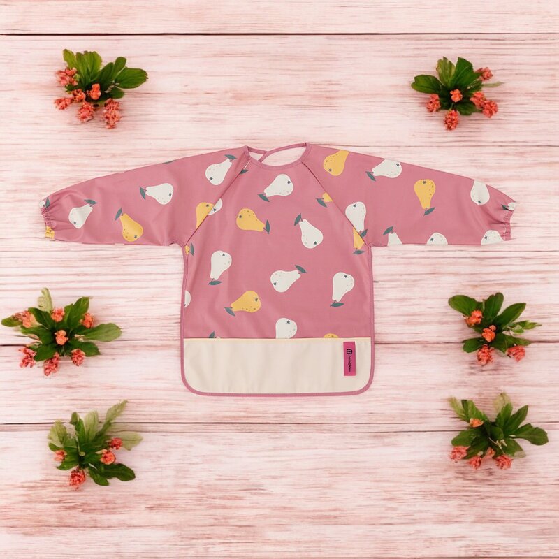 Baveta impermeabila, Petite&Mars, Cu maneci lungi, Usor de curatat, inchidere prin velcro, Dimensiune 38x42 cm, 24 luni+, Pink Pears - gogobaby.ro