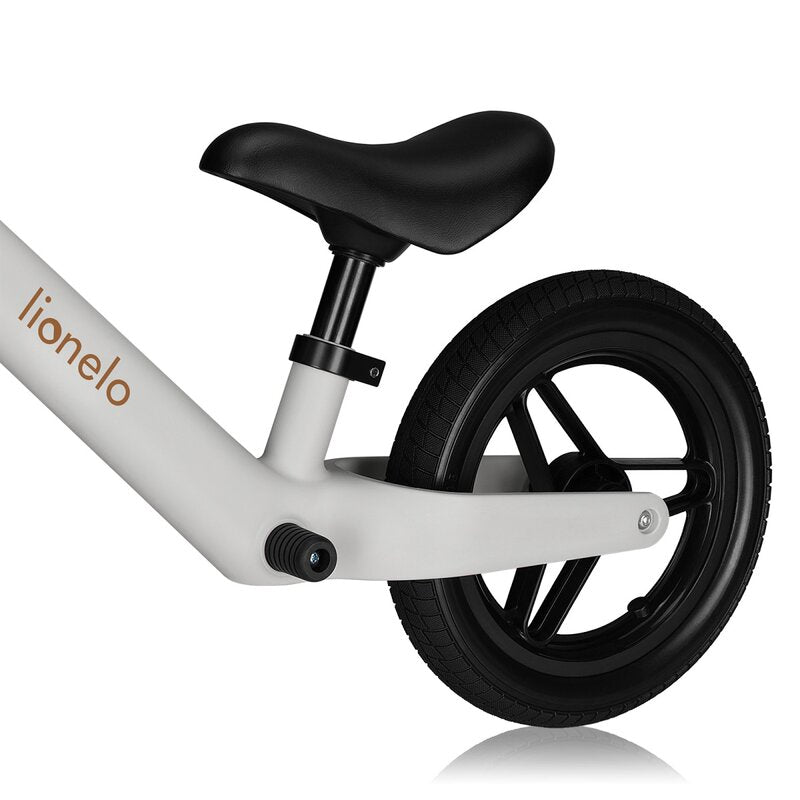 Bicicleta fara pedale, Lionelo, Toni, Cu ghidon si sa reglabile, Ultra usoara, 2.8 Kg, 18 luni+, Sustine 30 kg, Conform cu standardul EN71-1/2/3, Certificata TUV SUD, Bej