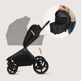 Carucior 2 in 1, Lionelo, Freya, Landou si salteluta ventilate, Pliabil, Reglare spatar-3 pozitii, Suport de picioare-4 pozitii, Maner reglabil-3 pozitii, Adaptori inclusi compatibili cu Cybex, Maxi-Cosi, Kiddy, Avionaut, Sustine 22 kg, 0luni+, Negru