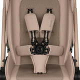 Carucior 2 in 1, Lionelo, Freya, Landou si salteluta ventilate, Pliabil, Reglare spatar-3 pozitii, Suport de picioare-4 pozitii, Maner reglabil-3 pozitii, Adaptori inclusi compatibili cu Cybex, Maxi-Cosi, Kiddy, Avionaut, Sustine 22 kg, 0luni+, Bej