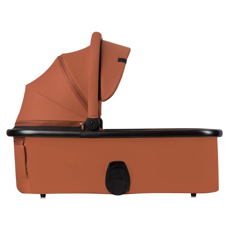 Carucior 2 in 1, Lionelo, Layla, Pana la 22 kg, Cadru aluminiu, Cu landou intarit si salteluta din spuma AirDots, Reversibil, Cu ventilatie 3D, Cu accesorii, EN1888-1, EN1888-2, EN1466, Maro