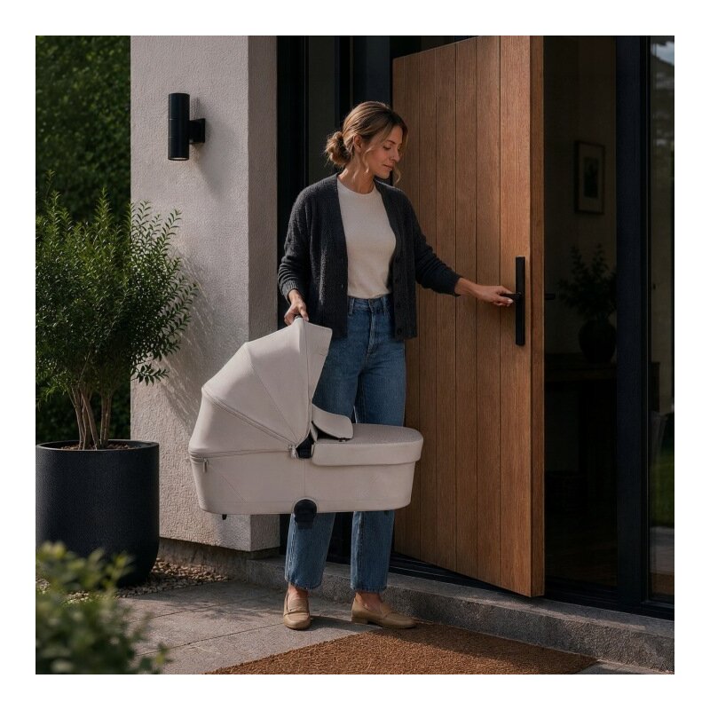 Carucior 2 in 1, Lionelo, Sia Flex, 7.6 kg, Include landou pliabil pe cadru, Ultracompact, Pliere rapida cu o mana, Copertina UPF50+, Cu accesorii incluse, 0-48 luni, Sustine 22 kg, Bej