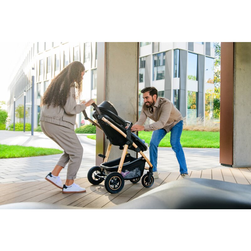 Carucior 3 in 1, Lionelo, Amber, Landou intarit, Scoica auto testata ADAC, Reversibil, Cu accesorii, Geanta parinti, Pana la 22 kg, Bej