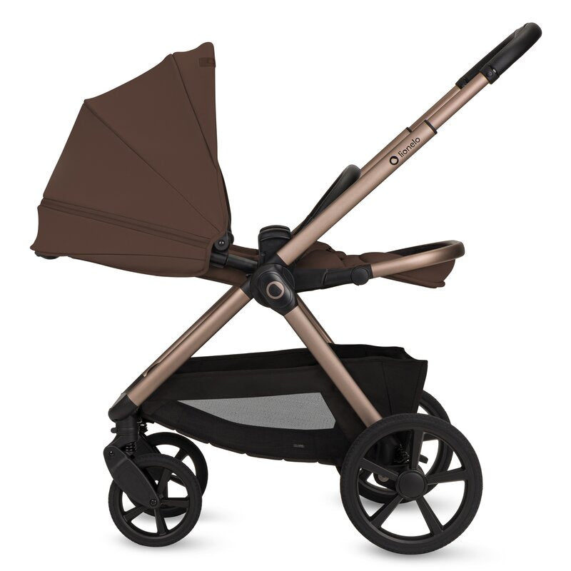 Carucior 3 in 1, Lionelo, Carmine, Cu scoica ADAC, Landou anti-reflux, Salteluta ventilata, Reglare spatar in 3 pozitii, Suport de picioare in 3 pozitii, Maner reglabil in 5 pozitii, Sustine 22 kg, Cu accesorii, 0 luni+, Ciocolatiu