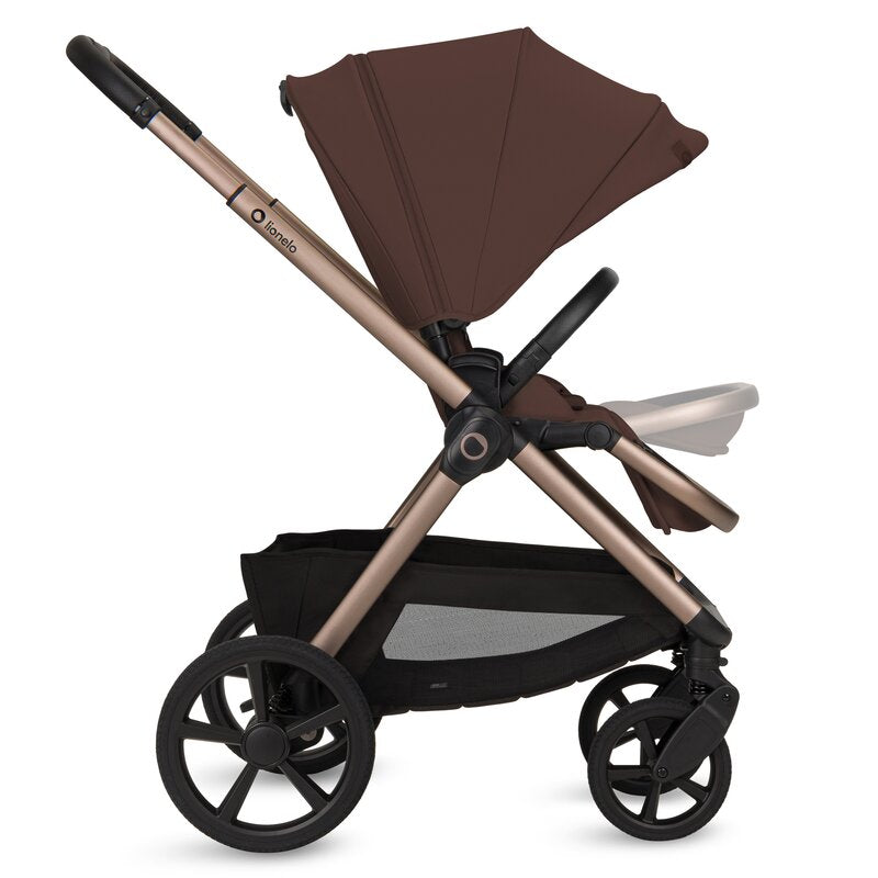 Carucior 3 in 1, Lionelo, Carmine, Cu scoica ADAC, Landou anti-reflux, Salteluta ventilata, Reglare spatar in 3 pozitii, Suport de picioare in 3 pozitii, Maner reglabil in 5 pozitii, Sustine 22 kg, Cu accesorii, 0 luni+, Ciocolatiu