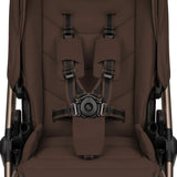 Carucior 3 in 1, Lionelo, Carmine, Cu scoica ADAC, Landou anti-reflux, Salteluta ventilata, Reglare spatar in 3 pozitii, Suport de picioare in 3 pozitii, Maner reglabil in 5 pozitii, Sustine 22 kg, Cu accesorii, 0 luni+, Ciocolatiu