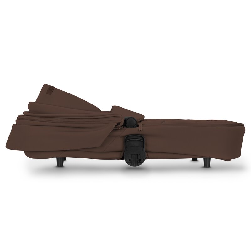 Carucior 3 in 1, Lionelo, Carmine, Cu scoica ADAC, Landou anti-reflux, Salteluta ventilata, Reglare spatar in 3 pozitii, Suport de picioare in 3 pozitii, Maner reglabil in 5 pozitii, Sustine 22 kg, Cu accesorii, 0 luni+, Ciocolatiu