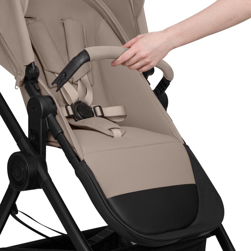 Carucior 3 in 1, Lionelo, Greet, Pana la 15 kg, Cadru aluminiu, Cu landou si salteluta moale, Cu scoica auto, Reversibil, Cu accesorii, Maner, suport pentru picioare, spatar reglabile, Bej