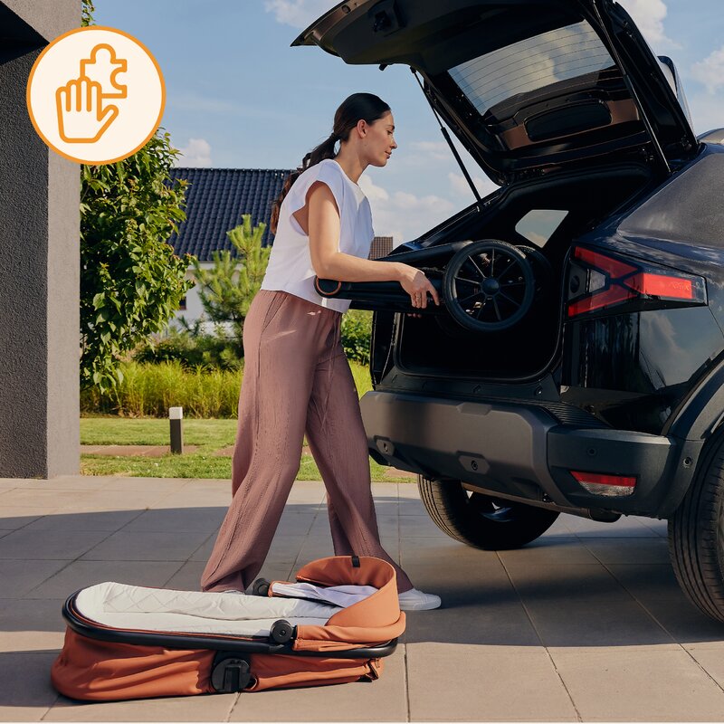 Carucior 3 in 1, Lionelo, Layla, Pana la 22 kg, Cadru aluminiu, Cu landou intarit si salteluta din spuma AirDots, Cu scoica auto testata ADAC, Reversibil, Cu ventilatie 3D, Cu accesorii, EN1888-1, EN1888-2, EN1466, Negru