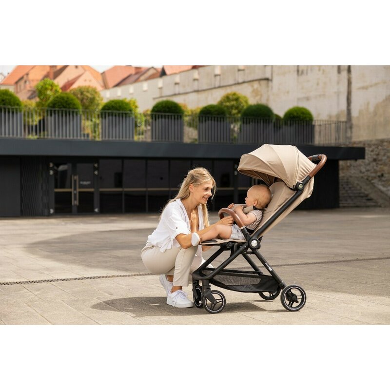 Carucior sport, FreeON, Bold, Pliabil automat, Roti cu suspensii, De la nastere pana la 22 kg, Cu spatar reglabil in 3 pozitii, Black