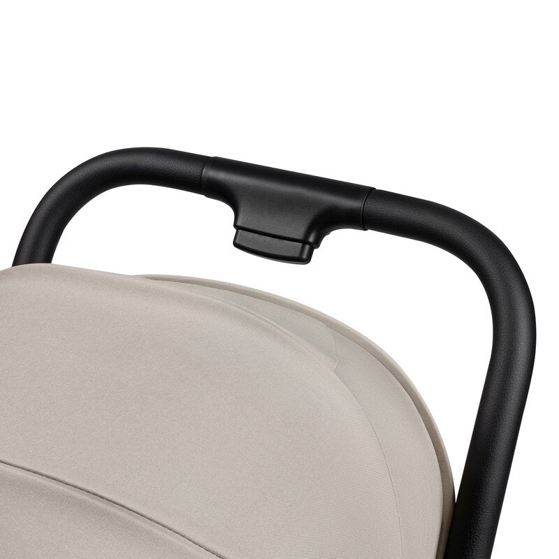 Carucior sport, Lionelo, Agia, 7.3 kg, Ultracompact, Pliere rapida cu o mana, Suport pentru biberon inclus, Sezutul lat si confortabil, 6-48 luni, Sustine 22 kg, Bej