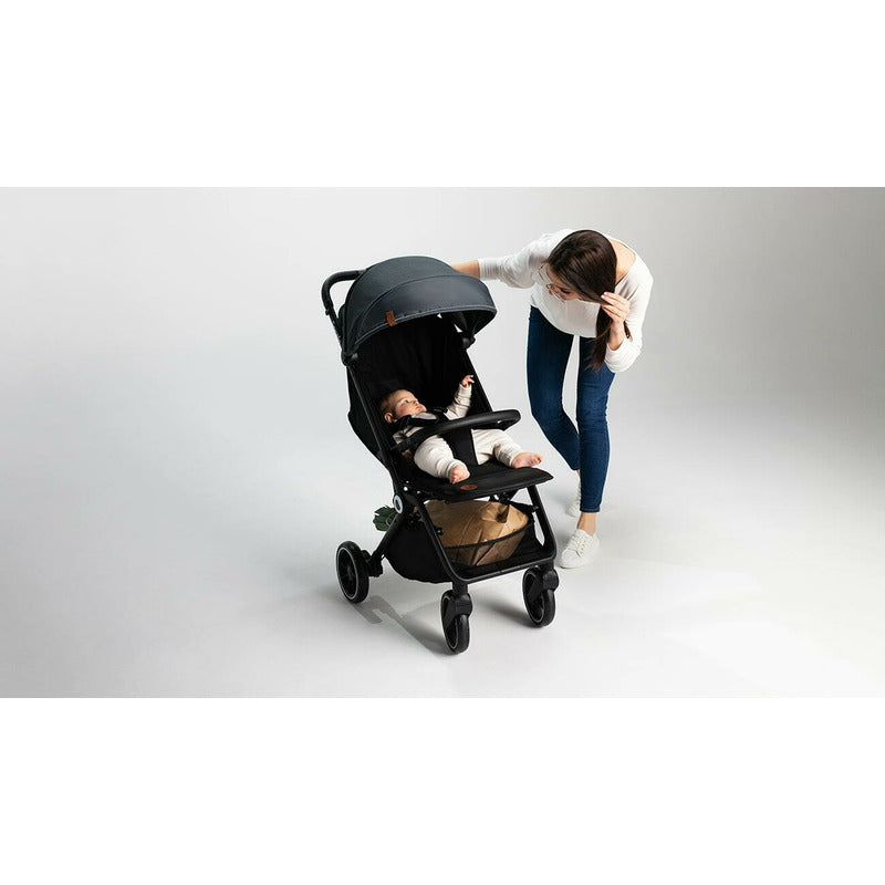 Carucior sport, Lionelo, Cloe, Cu accesorii, Cadru din aluminiu, Pana la 22 kg, Usor, Pliere compacta pentru avion, cu o singura mana, Ideal pentru toate tipurile de suprafete, 6 luni+, Verde Smarald - gogobaby.ro
