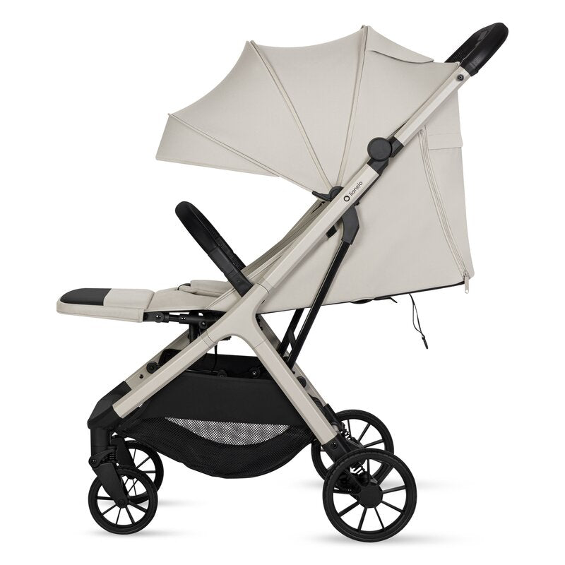 Carucior sport, Lionelo, Cloe Plus, Cu accesorii, Cadru din aluminiu, Pana la 22 kg, Usor, Pliere compacta pentru avion, cu o singura mana, Ideal pentru toate tipurile de suprafete, 6 luni+, Bej