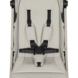Carucior sport, Lionelo, Cloe Plus, Cu accesorii, Cadru din aluminiu, Pana la 22 kg, Usor, Pliere compacta pentru avion, cu o singura mana, Ideal pentru toate tipurile de suprafete, 6 luni+, Bej