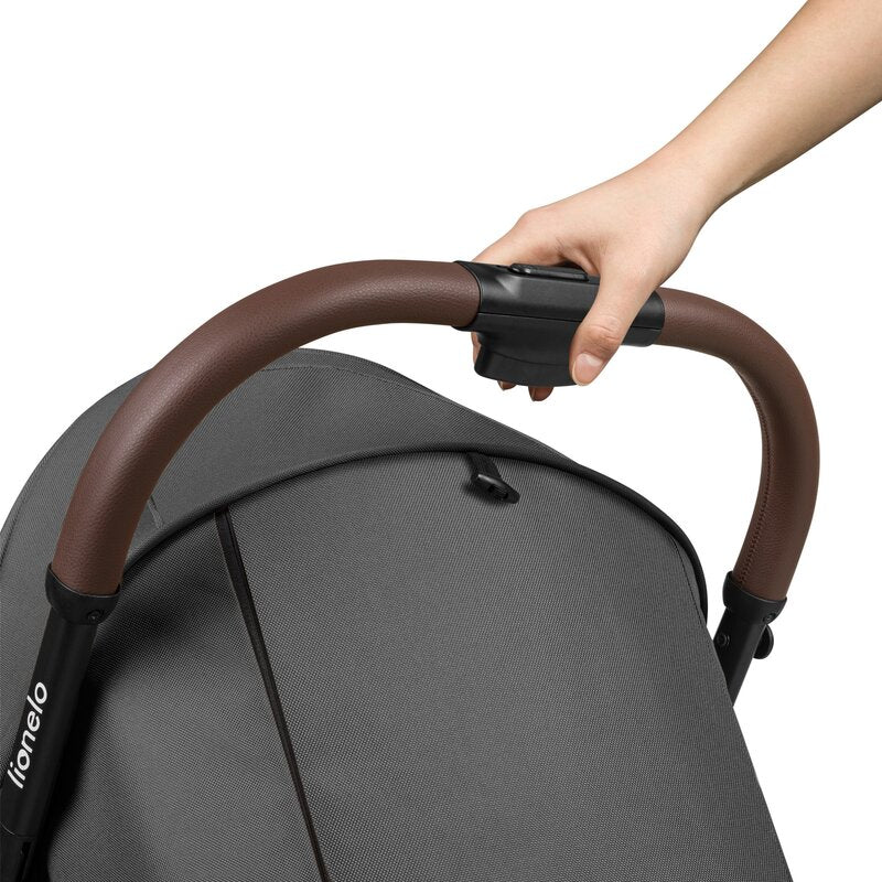 Carucior sport, Lionelo, Ingrid, Capotina impermeabila cu filtru UPF50+, Pana la 22 Kg, Spatar reglabil in 3 pozitii, Include suport pahar si plasa de tantari, Sistem pentru pliere automata, 6 luni+, Gri