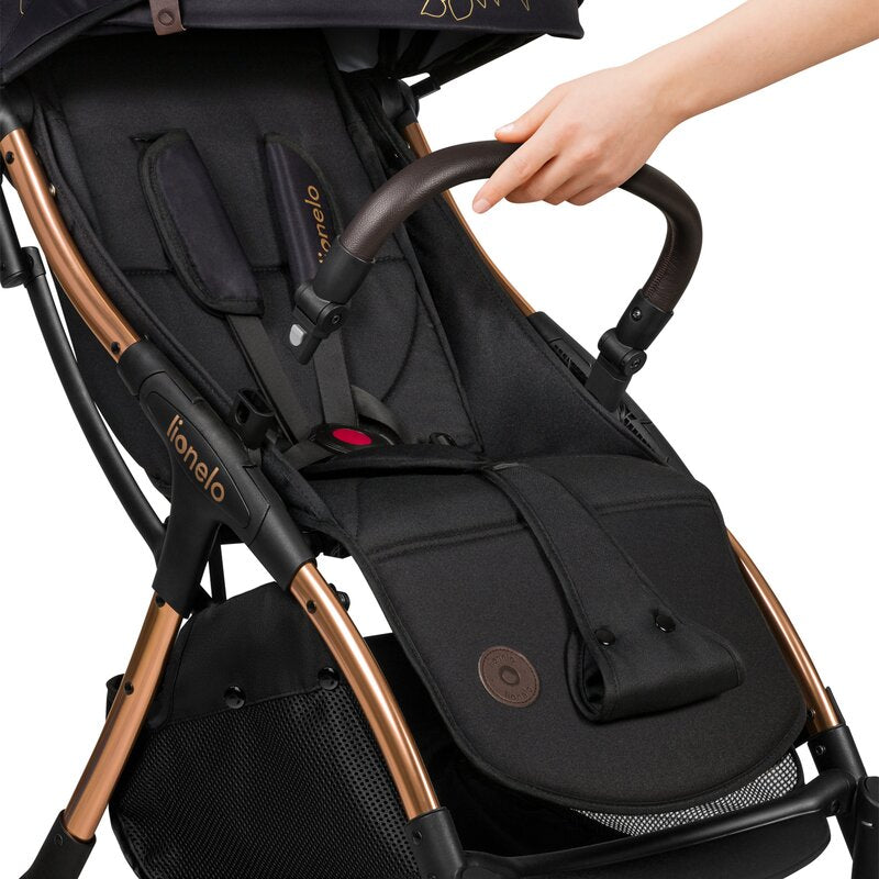 Carucior sport, Lionelo, Julie One, Editie limitata Golden Moments, De la nastere, Greutate redusa, Cu accesorii, Cadru din aluminiu, 0-22 kg, Pliere compacta pentru avion, Conform cu standardele europene de securitate EN1888-1 si EN1888-2, Negru
