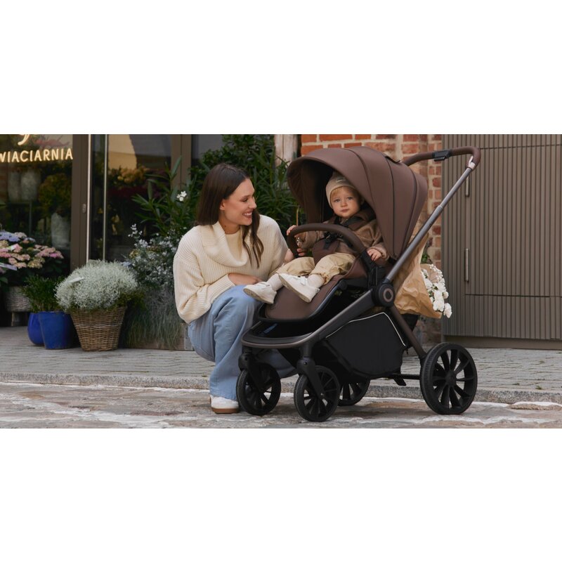 Carucior sport, Lionelo, Mika Plus, Cadru din aluminiu, Copertina XXL, Spatar reglabil in 3 pozitii, Cu accesorii, Pana la 22 kg, 6-48 luni; EN1888-1, EN1888-2 EN1466, Mocha Mousse