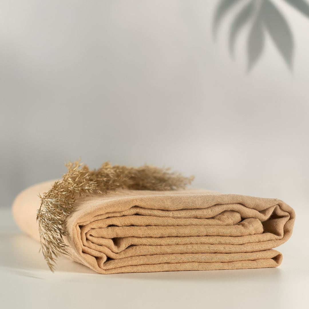 ONINO - Muselina multifunctionala din bumbac 100% organic, HUG.me, Oatmeal Beige, x1 bucata, 120 x 120 cm, certificata GOTS - gogobaby.ro