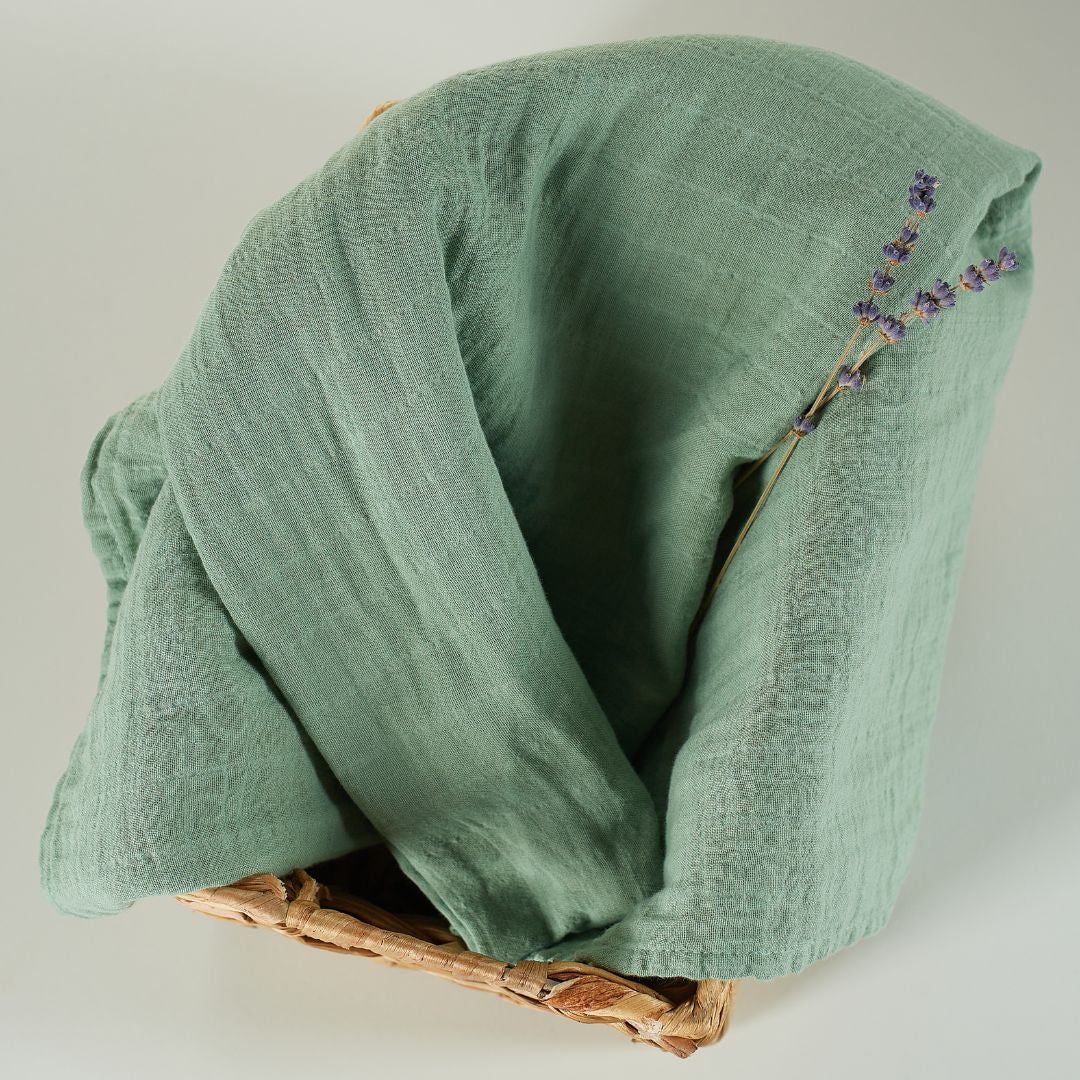 ONINO - Muselina multifunctionala din bumbac 100% organic, HUG.me, Serene Green, x1 bucata, 120 x 120 cm, certificata GOTS