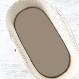 Cearceaf cu elastic, MimiNu, Pentru patut leagan sau patut co-sleeper, Dimensiune 90x40 cm, Din bumbac certificat Oeko Tex Standard 100, Colectia Royal, Mocha