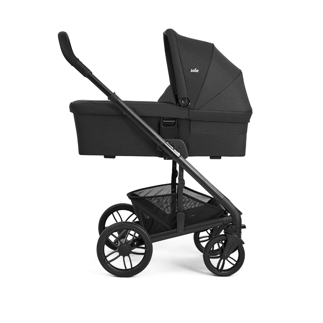 Joie - Carucior pentru copii multifunctional 3 in 1 Chrome 2 Raven  (Carucior Chrome 2 Raven + Landou Chrome Raven+ scoica i-Snug Raven)