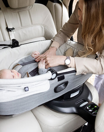 Joie - Baza i-Size i-Base Encore pentru calmi, i-Level™ Recline, i-Harbour™, i-Juva™, i-Gemm™ si i-Snug™ - gogobaby.ro