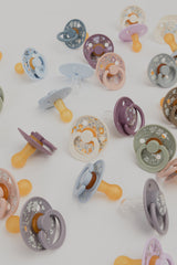 BIBS x LIBERTY - Set 2 suzete Colour Chamomile Lawn Latex, tetina rotunda, 6 luni+-Baby Blue/Steel Blue