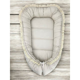 Cosulet bebelus, MimiNu, Premium, Pentru dormit, Baby Nest 55 x 75 cm, Cu Volanase si dantela, Husa 100% bumbac, Din bumbac certificat Oeko Tex Standard 100, Grey