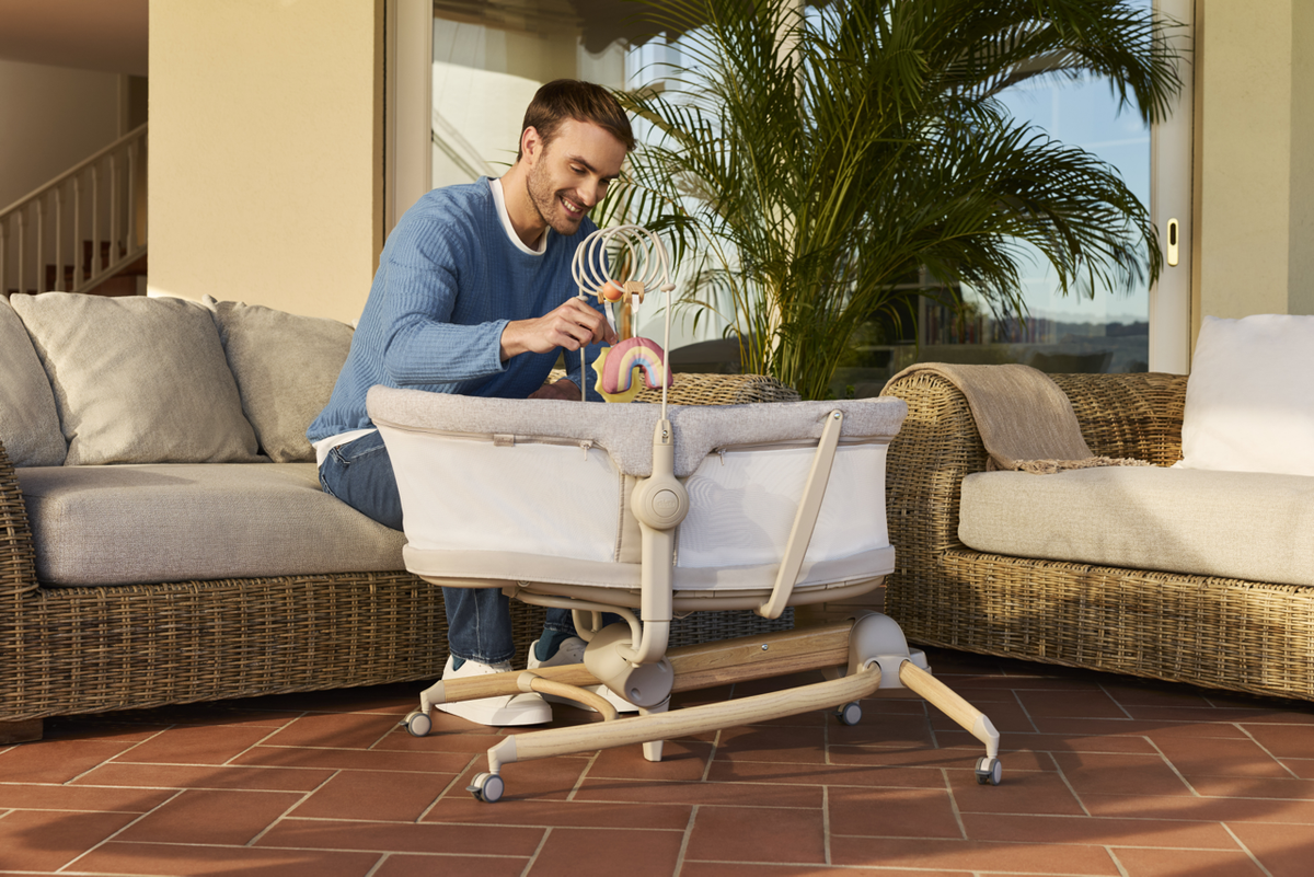 Cosulet multifunctional 4 in 1 Chicco Baby Hug Armonia, MotherPearl (Bej), 0 luni+