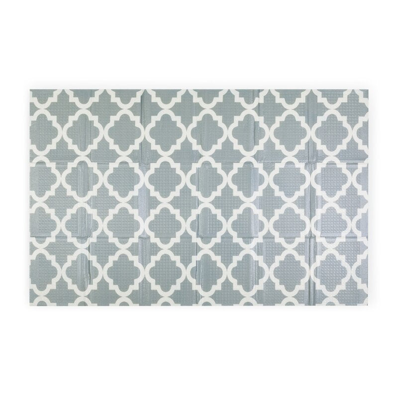 Covoras educativ, Petite&Mars, Campy L, Din spuma XPE non-toxica, Cu doua fete, Suprafata antiderapanta, 130x200 cm, Pliabil compact 40×32×21 cm, Model masini si forme geometrice