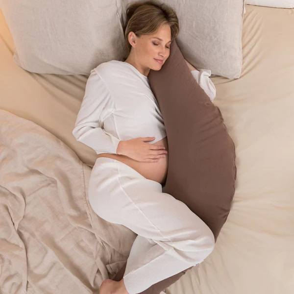 Doomoo - Perna mare 3 in 1 Comfy Big Tetra Chocolate din bumbac organic: perna gravide, suport pentru hranire, suport pentru bebe - gogobaby.ro
