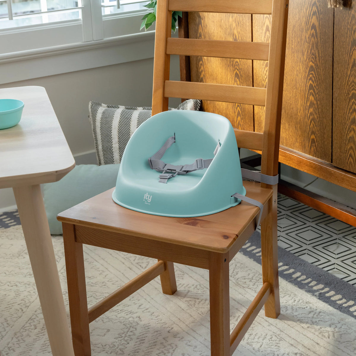 Ity by Ingenuity - Scaun de masa si Booster My Spot Easy-Clean, Teal - gogobaby.ro
