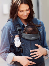 BabyBjorn - Marsupiu anatomic cu multiple pozitii de purtare colectia Harmony, 3D Mesh, Navy Blue - Editie Limitata