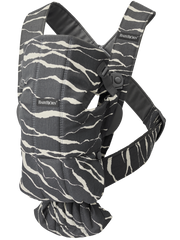 BabyBjorn - Marsupiu anatomic Mini, cu multiple pozitii de purtare, Anthracite/Landscape, Bumbac, Editie Limitata