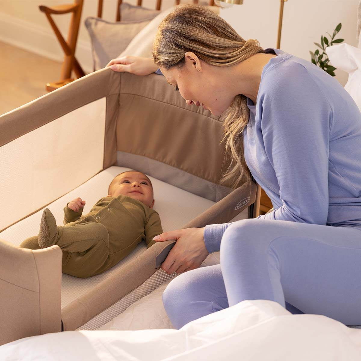 Graco - Patut co-sleeper Sweet2Sleep, Oatmeal