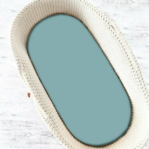 Cearceaf cu elastic, Qmini, Pentru landou, carucior si cosulet, Dimensiune 80x35 cm, Din bumbac certificat Oeko Tex Standard 100, Dark Mint - gogobaby.ro