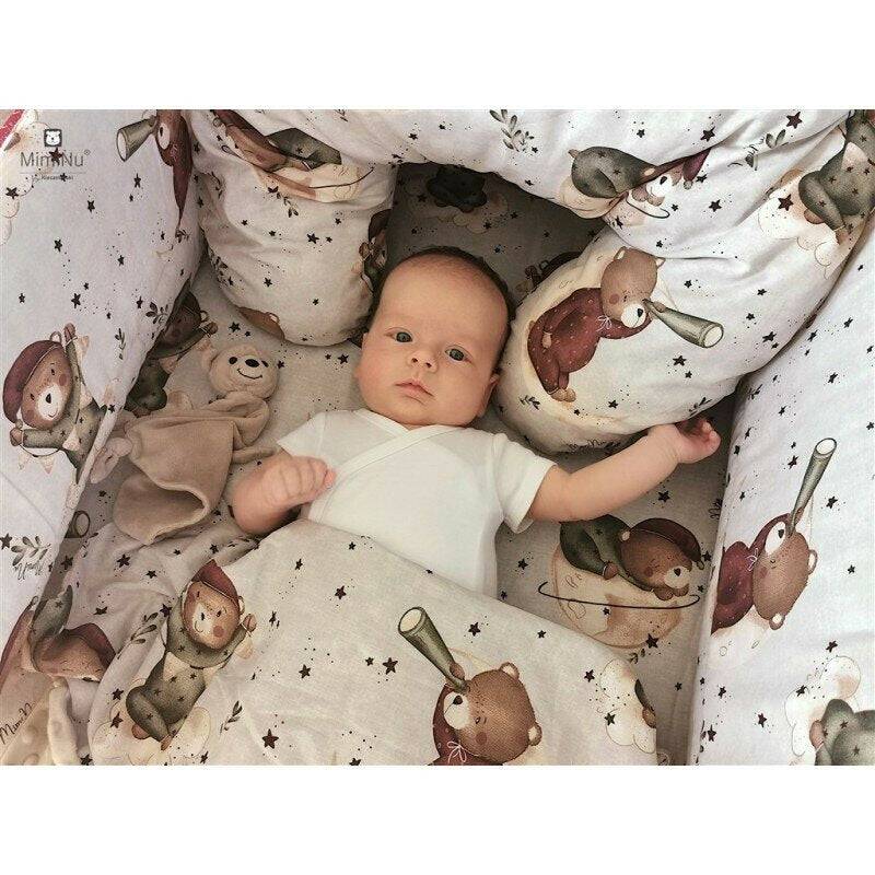 Cearceaf cu elastic, MimiNu, Pentru patut co-sleeper, Vera, Dimensiune 89 x 51 cm, Din bumbac certificat Oeko Tex Standard 100, Teddy Bear On Moon - gogobaby.ro