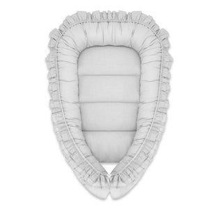 Cosulet bebelus, MimiNu, Pentru dormit, Baby Nest 55 x 75 cm, Cu Volanase, Husa 100% bumbac, Din bumbac certificat Oeko Tex Standard 100, Colectia Royal, Grey - gogobaby.ro