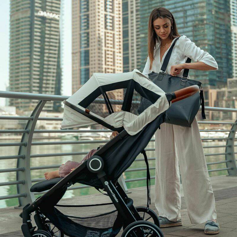 Geanta pentru mamici, Petite&Mars, Cu 6 buzunare, inclusiv termo si impermeabil, Cu saltea de infasat inclusa, 53 x 36 x 19 cm, Zoe, Gri