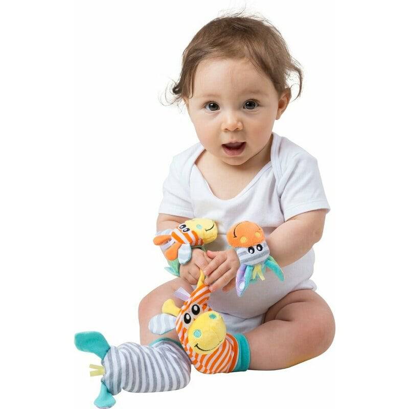Set jucarii zornaitoare, Playgro, Include sosete interactive si 2 bratari, Inchidere cu velcro, Stimuleaza dezvoltarea senzoriala si tactila, 6 luni+, Jungle Wrist Rattle and Foot Finder - gogobaby.ro