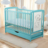 Patut din lemn bebe, 120x60 cm, Cu sertar cu capac, Din lemn de pin si mdf, Stabil si rezistent, Inaltime saltea reglabila pe 3 nivele, Laterala cu 3 bete detasabile, EN716-1, EN716-2, Mint, Babyneeds, Timmi
